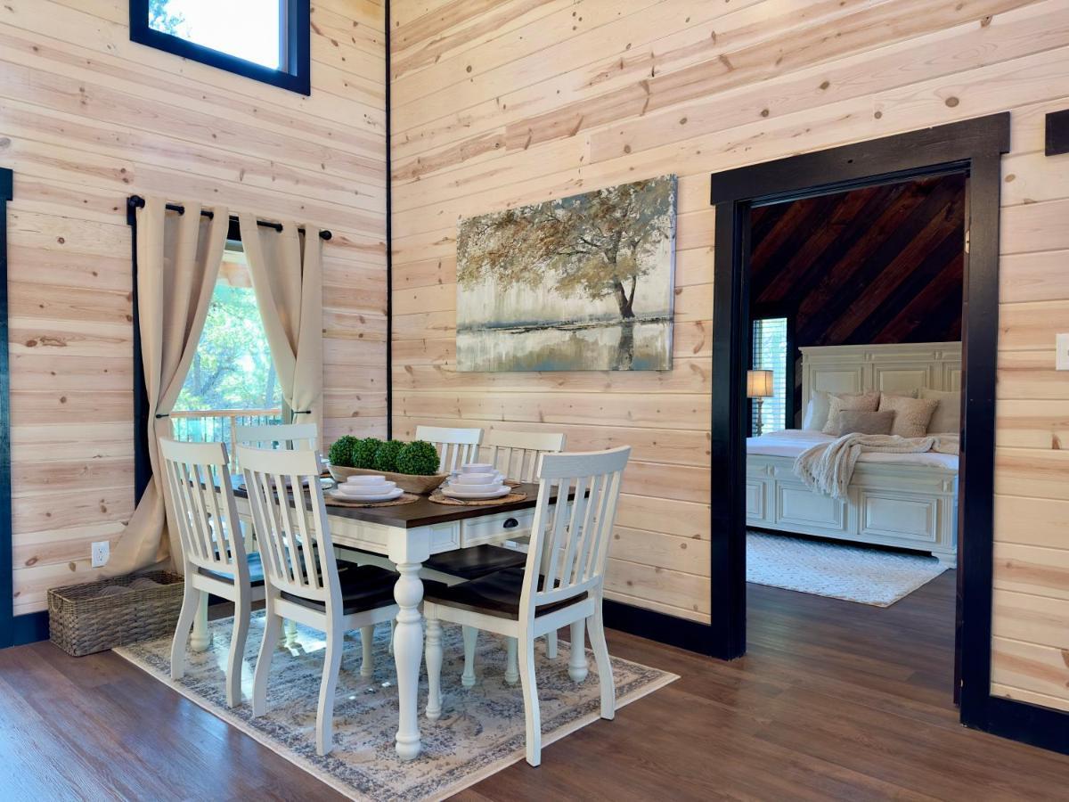 New Luxury Cabin, Hot Tub, Forest Views,Hotel Style Amenities Broken Bow Exterior foto