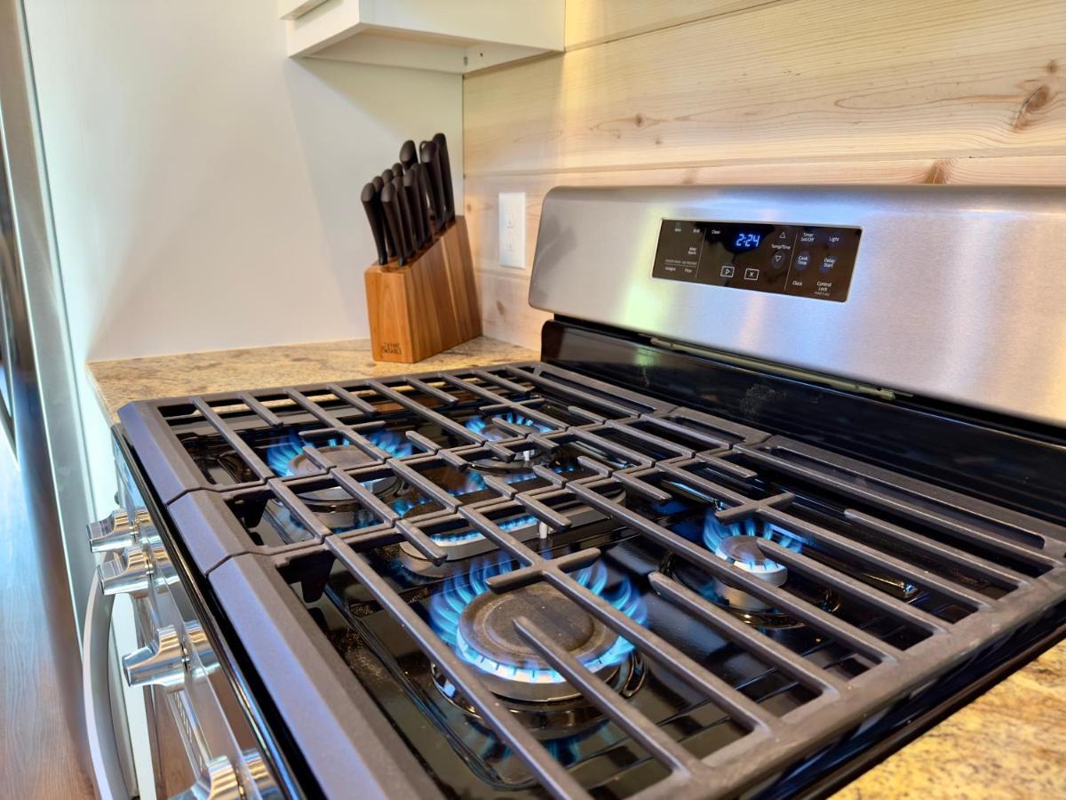 New Luxury Cabin, Hot Tub, Forest Views,Hotel Style Amenities Broken Bow Exterior foto