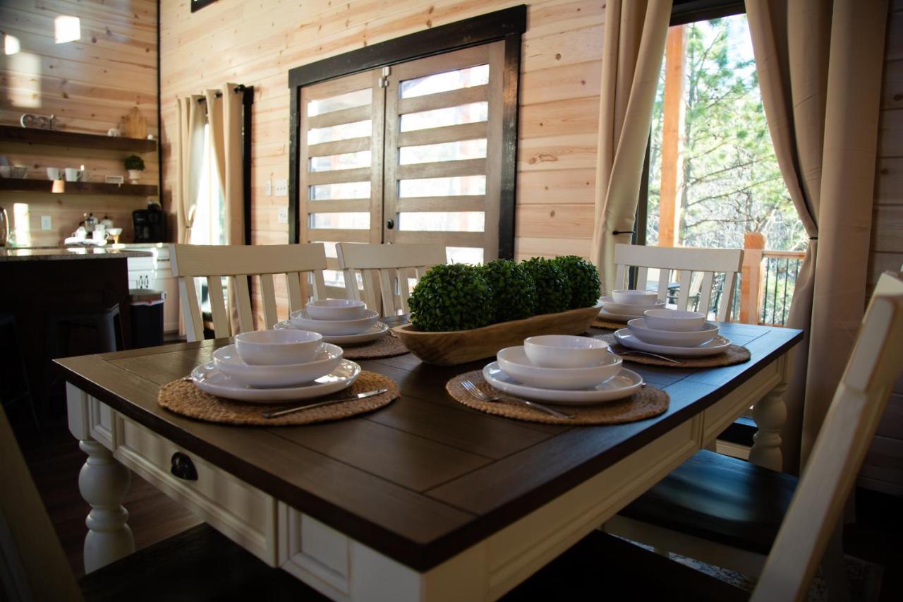 New Luxury Cabin, Hot Tub, Forest Views,Hotel Style Amenities Broken Bow Exterior foto