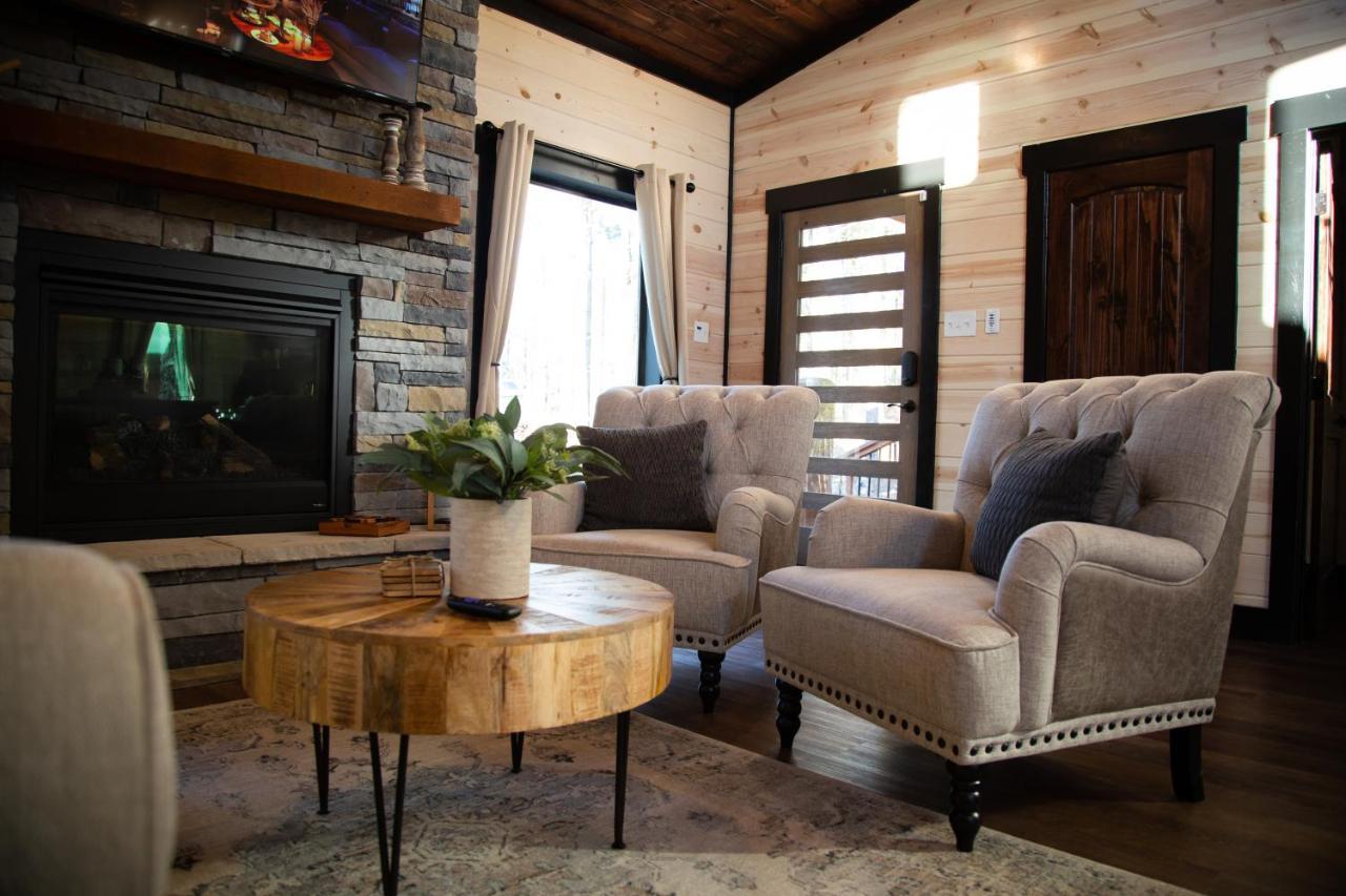 New Luxury Cabin, Hot Tub, Forest Views,Hotel Style Amenities Broken Bow Exterior foto