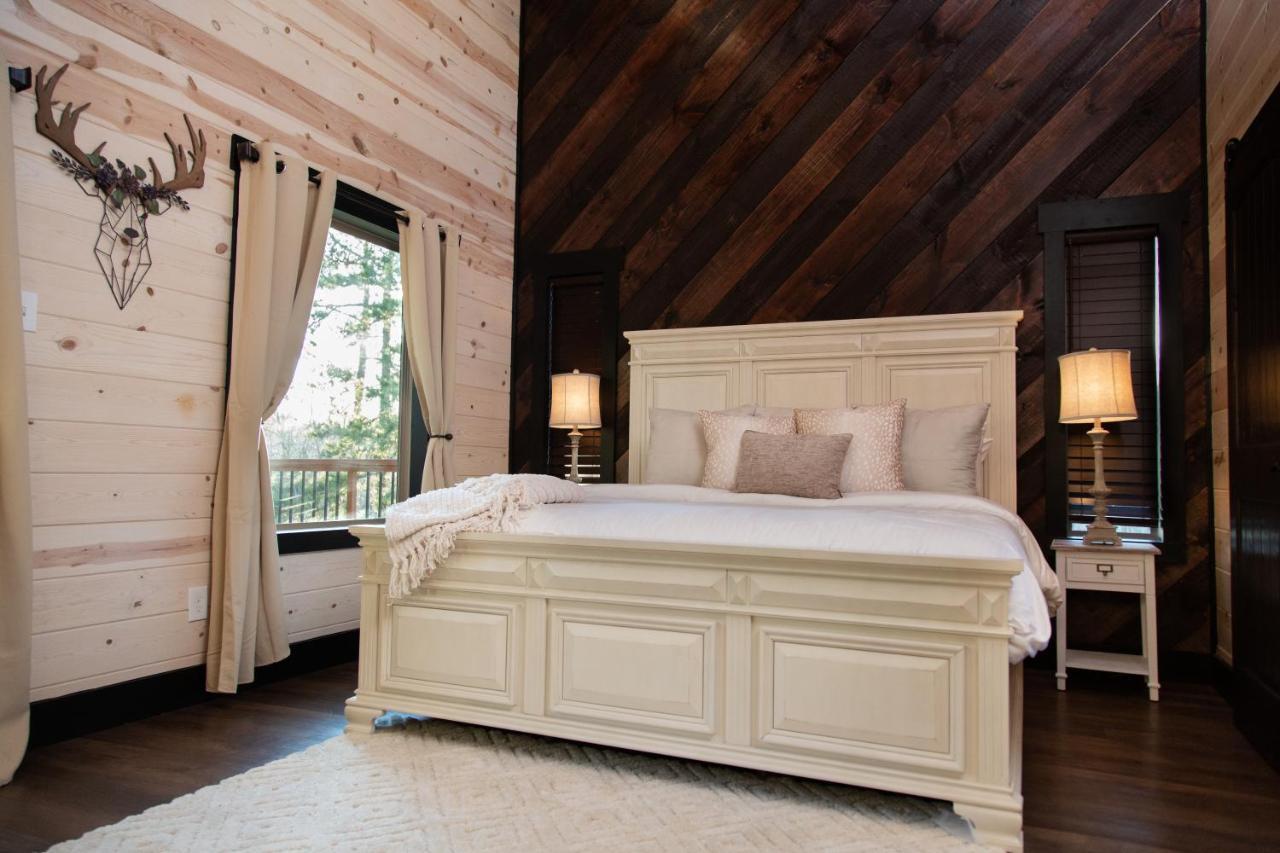 New Luxury Cabin, Hot Tub, Forest Views,Hotel Style Amenities Broken Bow Exterior foto