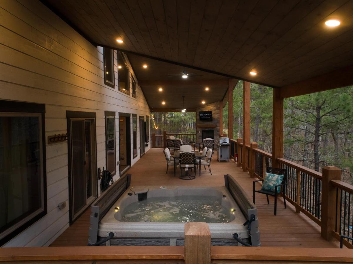 New Luxury Cabin, Hot Tub, Forest Views,Hotel Style Amenities Broken Bow Exterior foto
